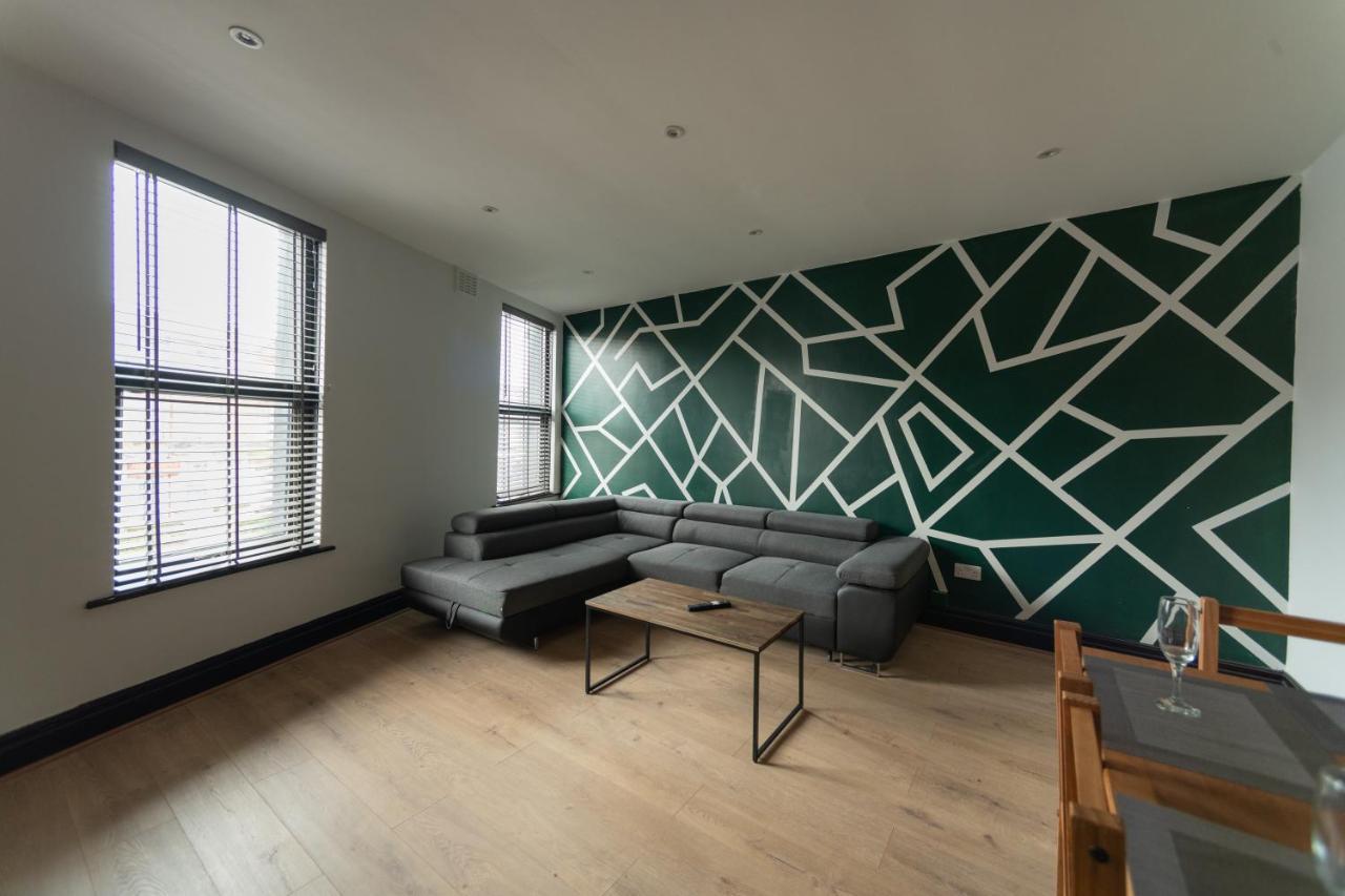 Lovely 2-Bed Apartment In Blackpool Secret House Dış mekan fotoğraf