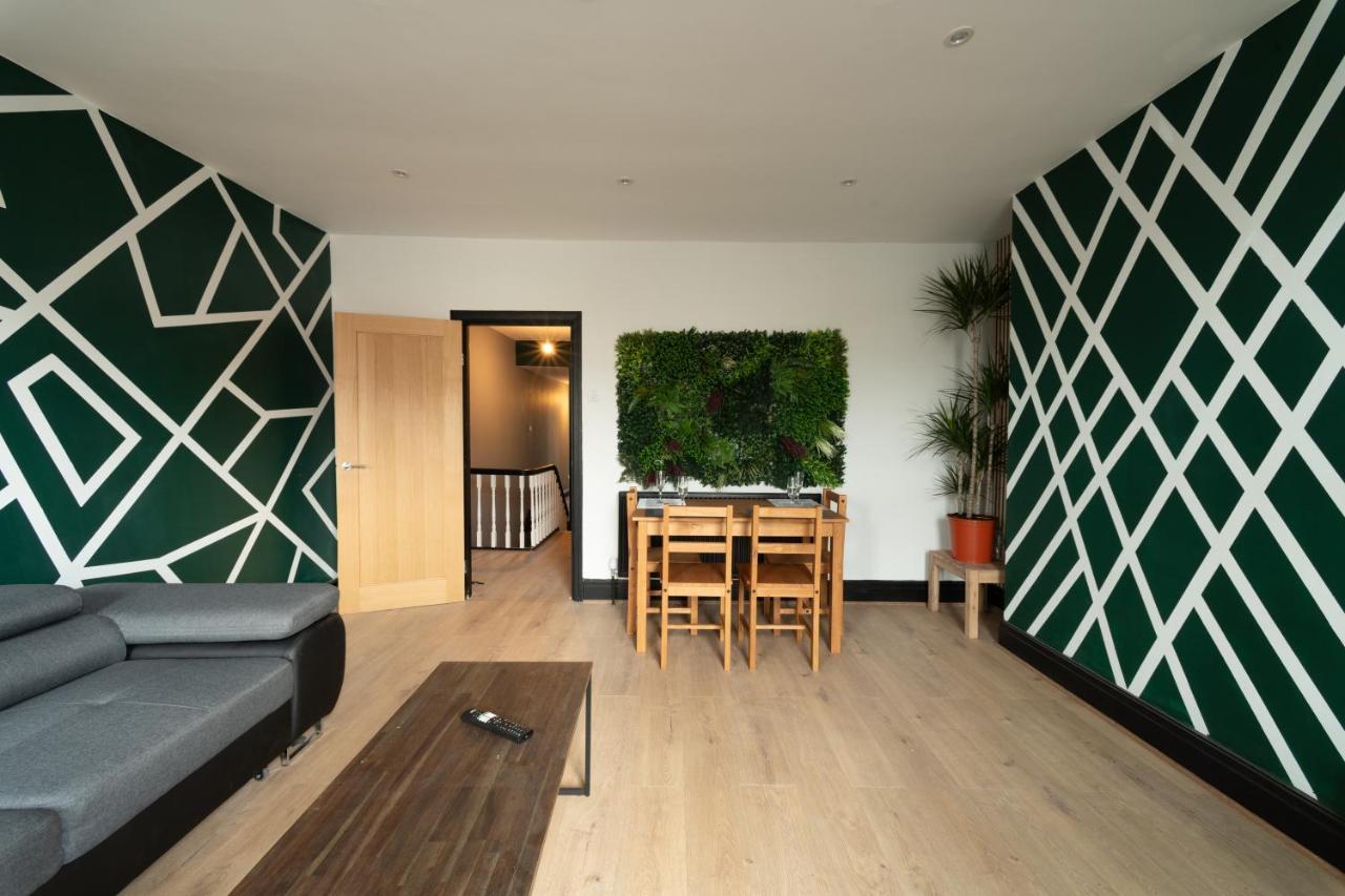 Lovely 2-Bed Apartment In Blackpool Secret House Dış mekan fotoğraf